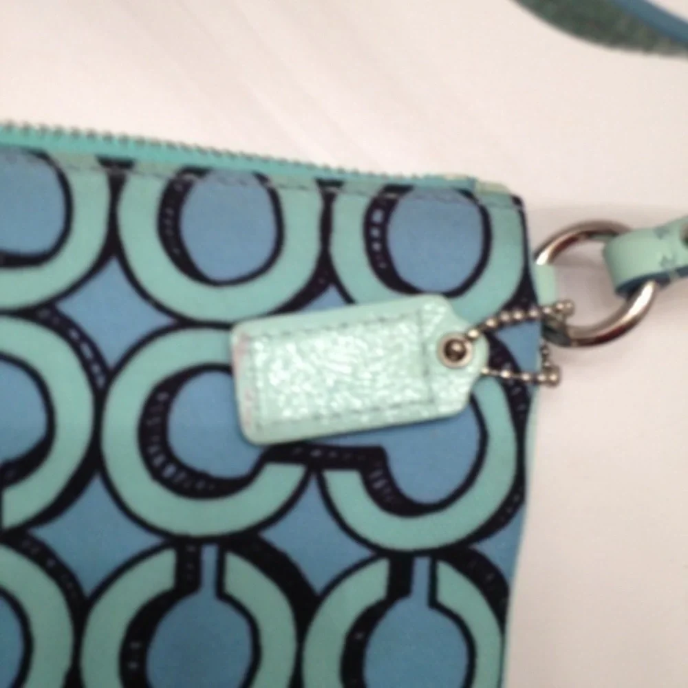 Coach aqua blue c teal poppy wristlet wallet rare
